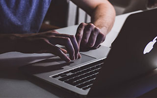 疯狂4-0！曼城赛季三杀利物浦！创89年历史纪录，哈兰德帽子戏法